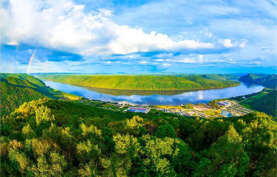 黑龙江，北国风光赋韵长