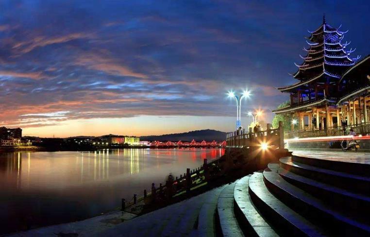 湖南致敬,领导与同胞的深情汇聚